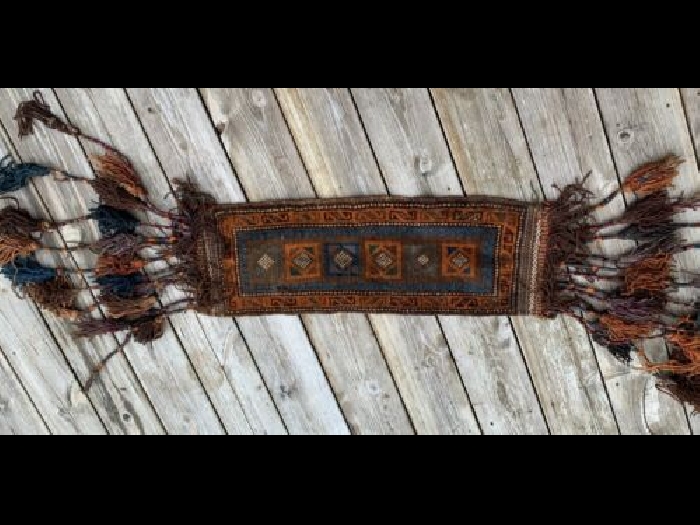 très ancien tapis de selle - afghan - servant au décor des chameaux -