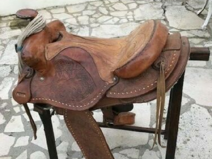 Belle SELLE WESTERN  en cuir - Horse Saddle Leather